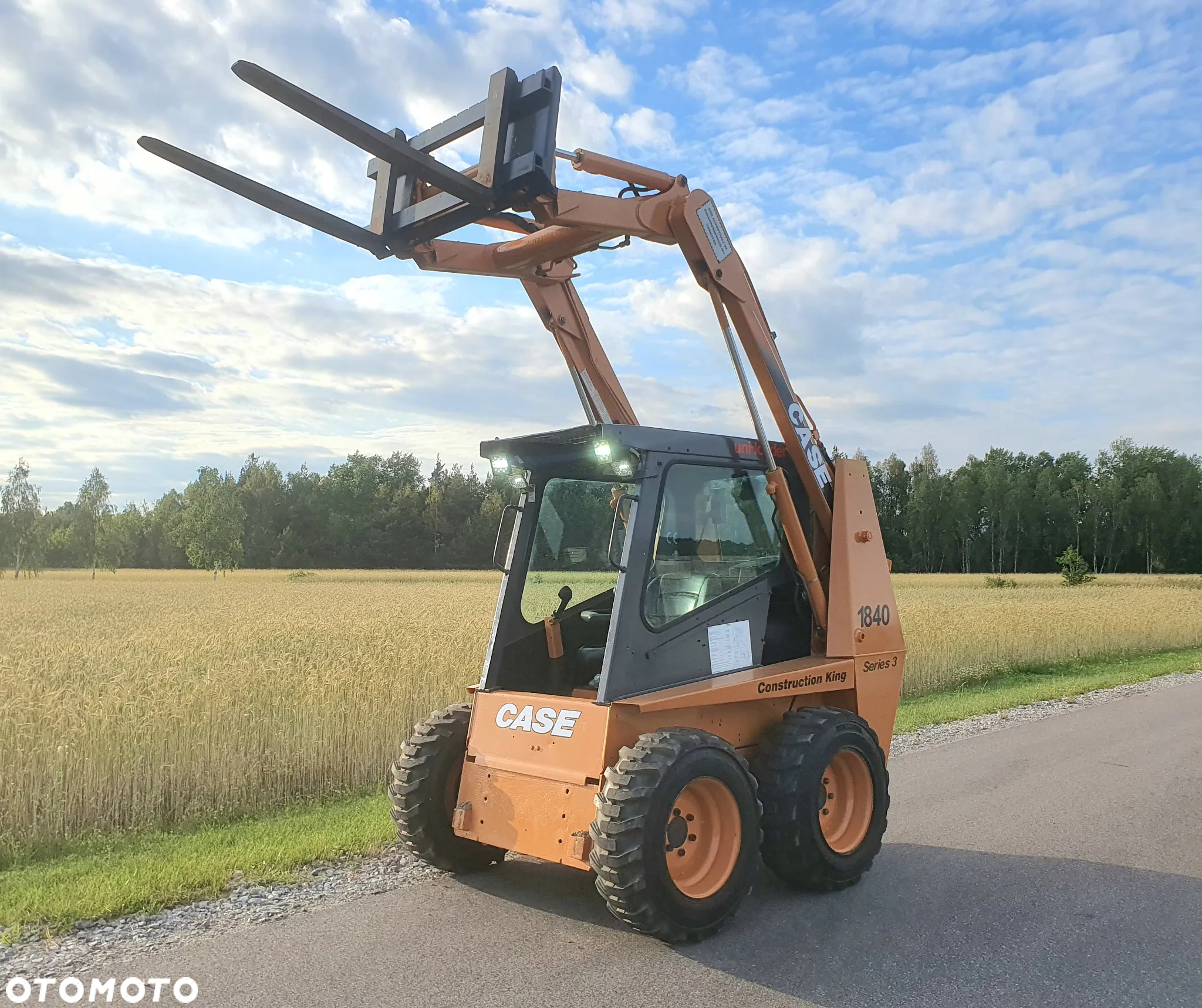Case 1840 series 3 Bobcat Caterpillar - 10