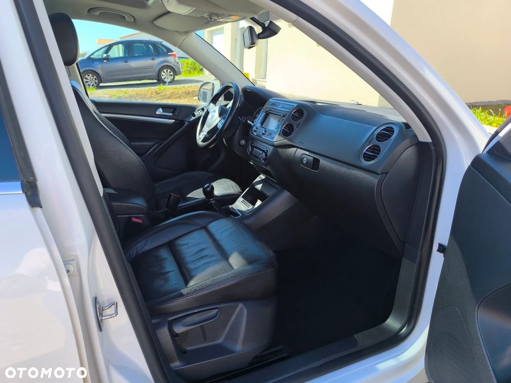 Volkswagen Tiguan 2.0 TDI DPF BlueMotion Technology CityScape - 11