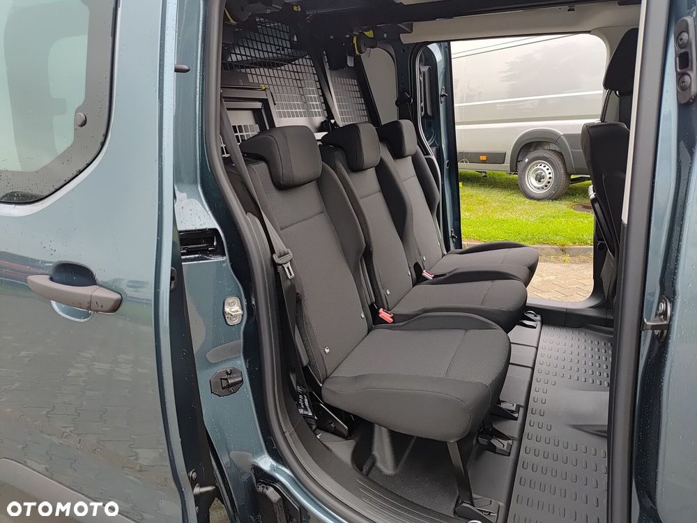 Opel Combo Cargo Combo Cargo L2 Załogowy 1.5 Diesel 131 KM AT8 - 18
