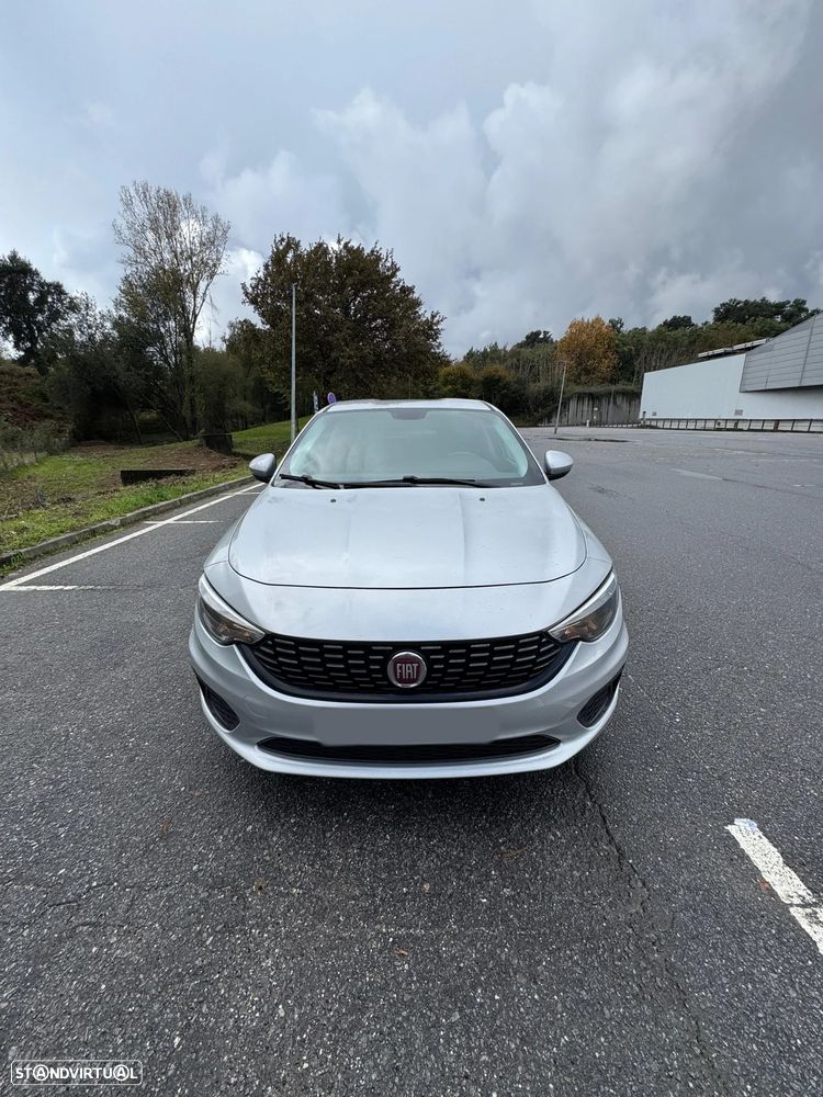 Fiat Tipo 1.3 M-Jet Easy - 2