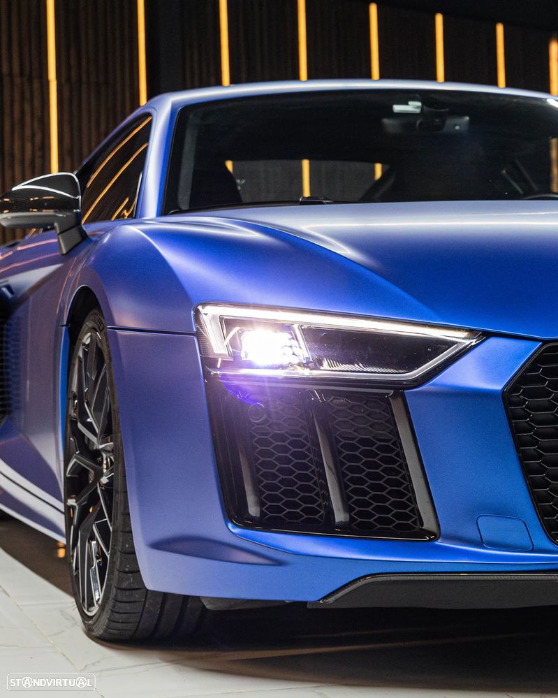 Audi R8 Coupé V10 plus 5.2 FSI quattro S tronic - 4