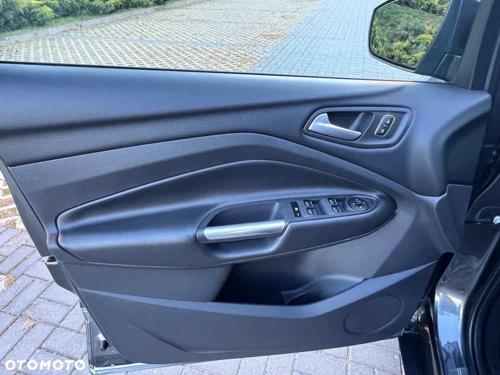 Ford Kuga 2.0 TDCi AWD ST-Line - 26
