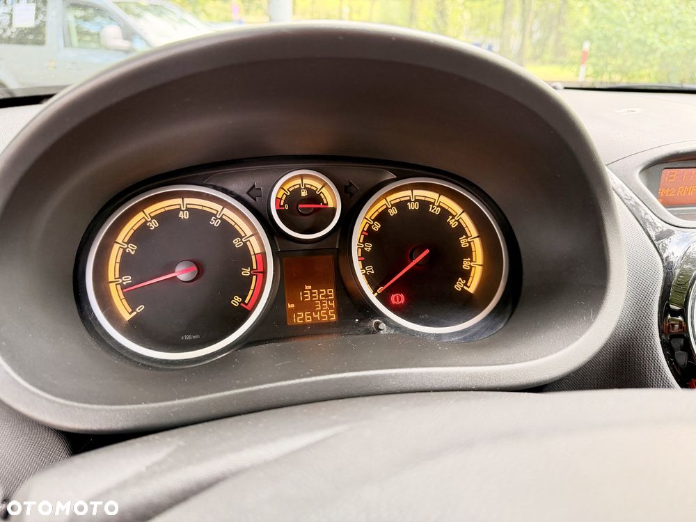 Opel Corsa - 8