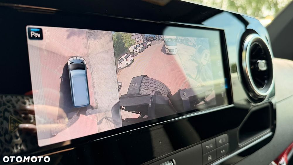 Mercedes-Benz SPRINTER 319 CDI 4x4 - 18