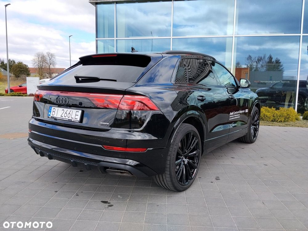 Audi Q8 - 8