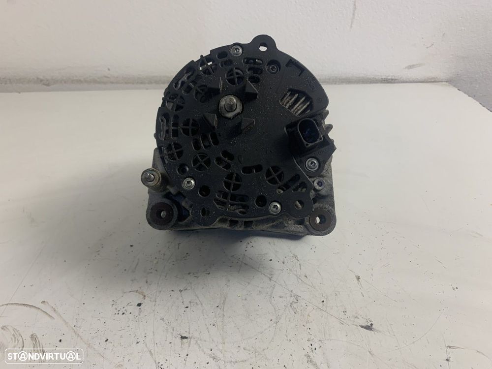Alternador  Usado AUDI A3 (8P1) 2.0 TDI 03G903023X 03G 903 023 X MOTOR CBB - 1