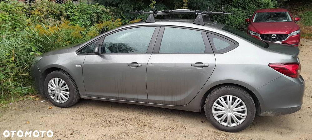 Opel Astra 1.6 EU6 - 4