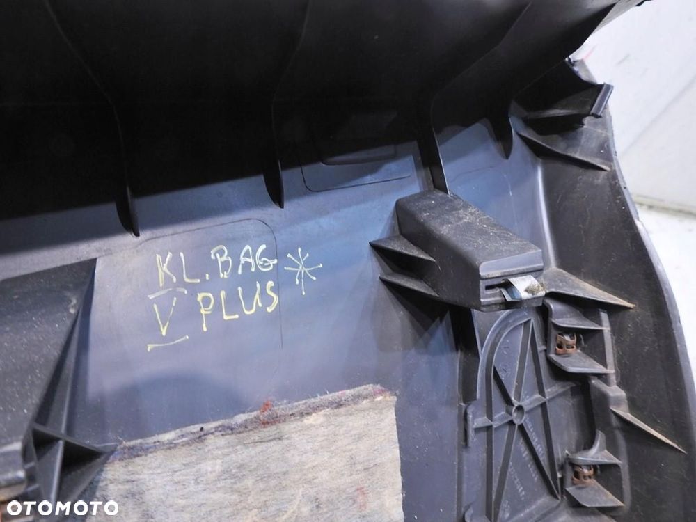 TAPICERKA KLAPY TYŁ VW GOLF V PLUS - 2