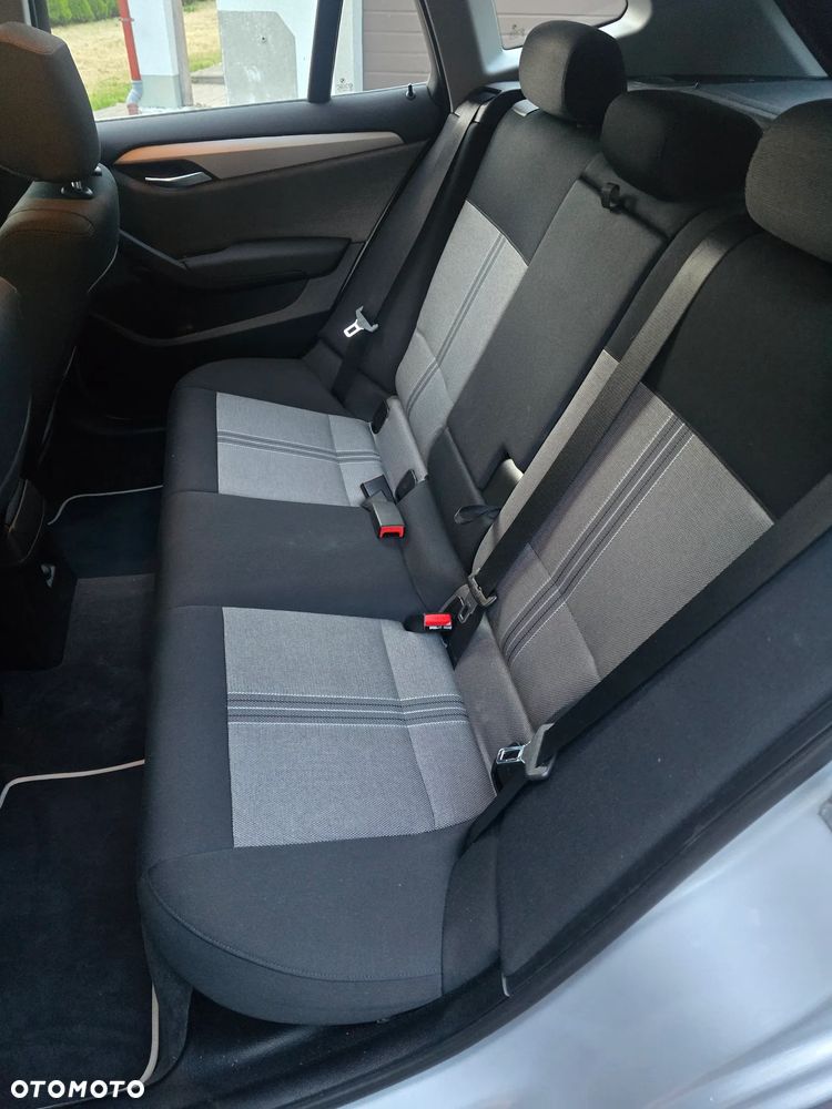BMW X1 sDrive20i xLine - 37
