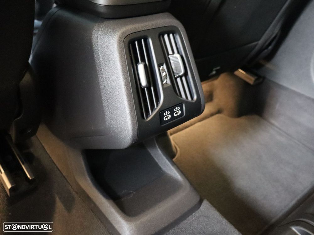 BMW 218 Active Tourer i Auto - 12