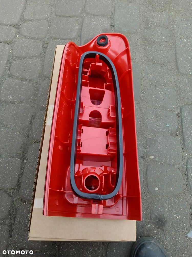 LAMPA TYLNA LEWA MASTER MOVANO INTERSTAR 98-02 NOWA - 3
