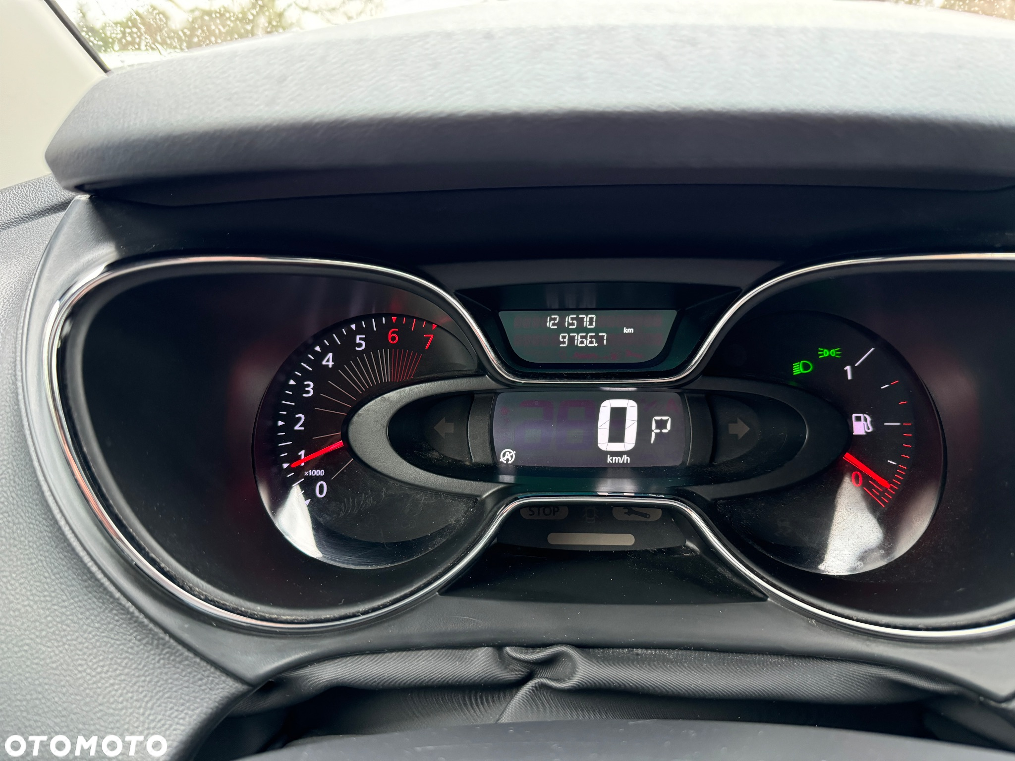 Renault Captur - 17
