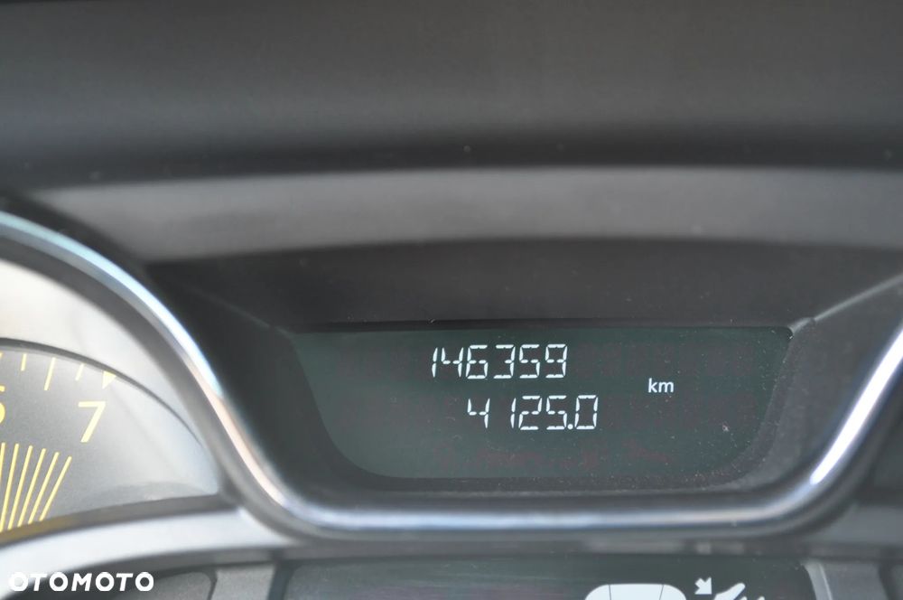 Renault Captur ENERGY TCe 120 EDC Luxe - 28