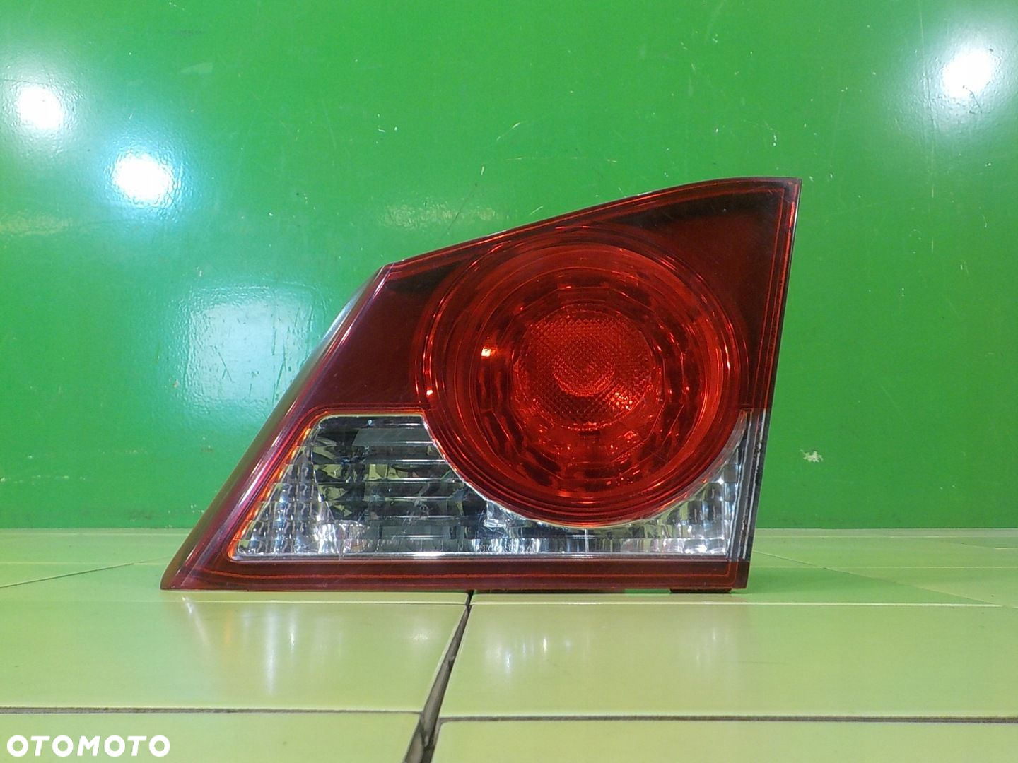 HONDA CIVIC VIII 1.4 I-DSI AUT 06r SEDAN lampa prawa tyl w klape - 2