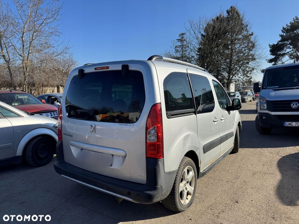 PEUGEOT PARTNER II BŁOTNIK PRAWY PRZÓD PRZEDNI EZR - 16