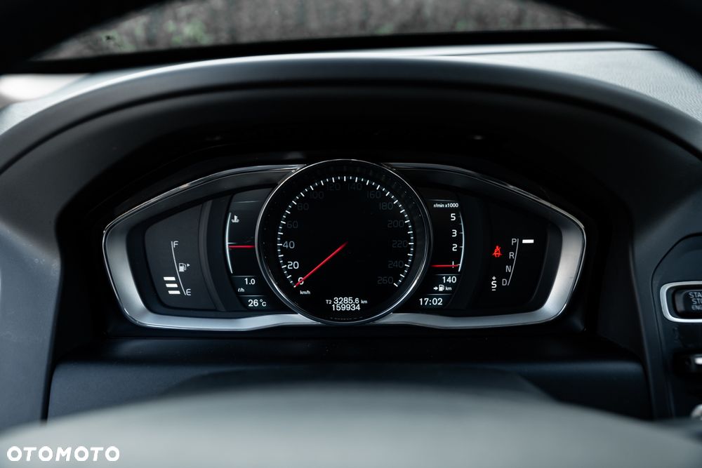 Volvo XC 60 D4 Drive-E Momentum - 30