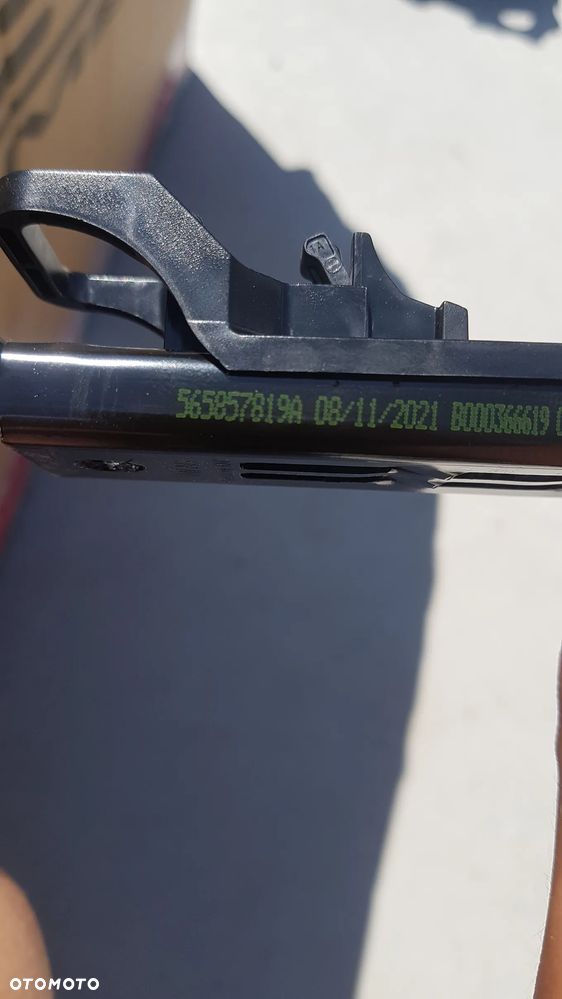 SKODA OCTAVIA IV SUWAK PASA BEZPIECZEŃSTWA 565857819A - 2