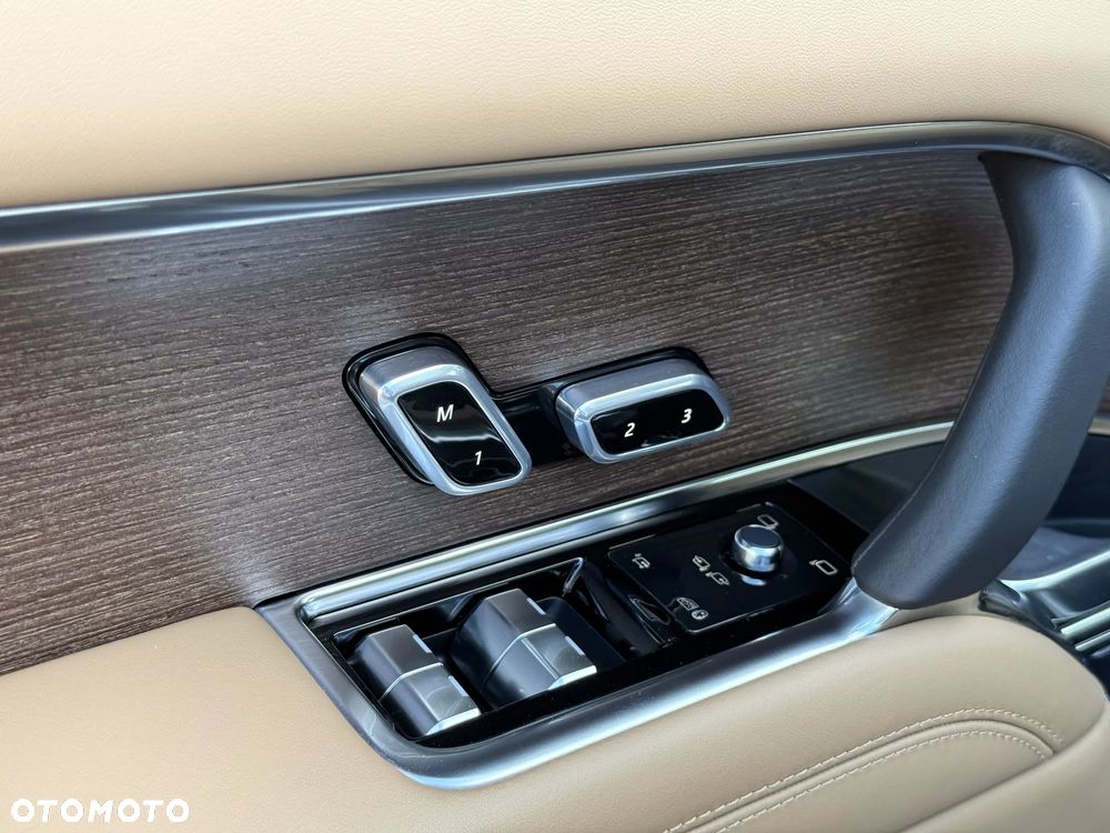 Land Rover Range Rover P530 Autobiography - 16