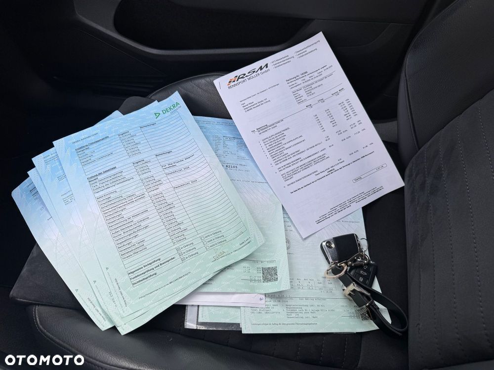 Volkswagen Passat 2.0 TDI SCR DSG Highline - 32