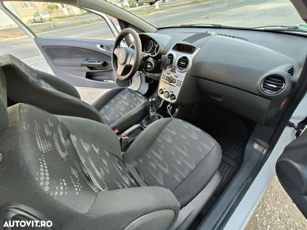 Opel Corsa 2013 photo 5