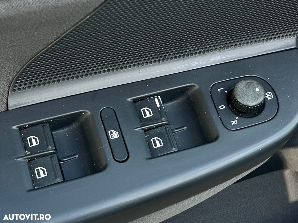 Volkswagen Jetta 1.9 TDI DPF United - 18