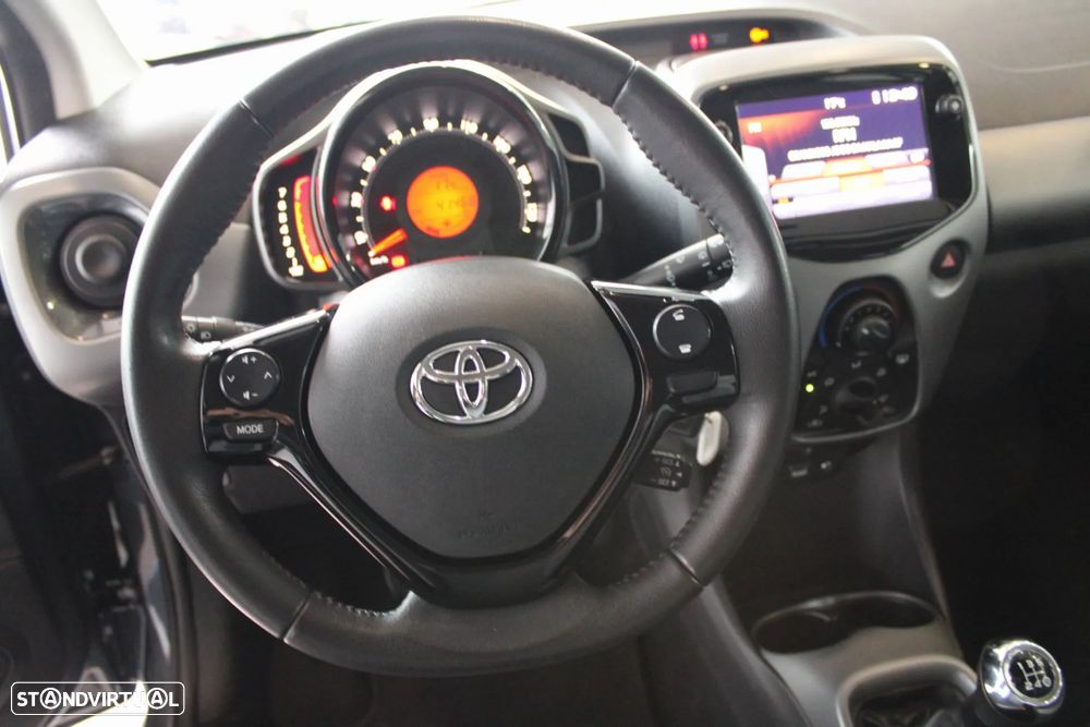 Toyota Aygo 1.0 X-Play+X-Touch - 7