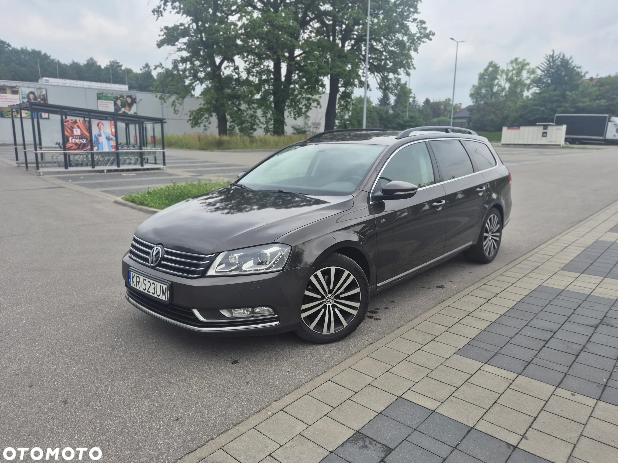 Volkswagen Passat 2.0 TDI Comfortline DSG - 2