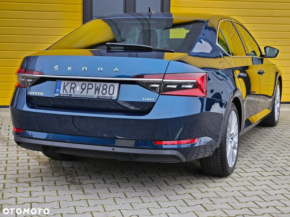 Skoda Superb 2.0 TDI 4x4 Style DSG - 4