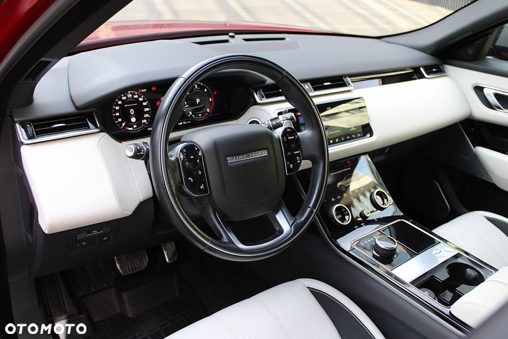 Land Rover Range Rover Velar - 16