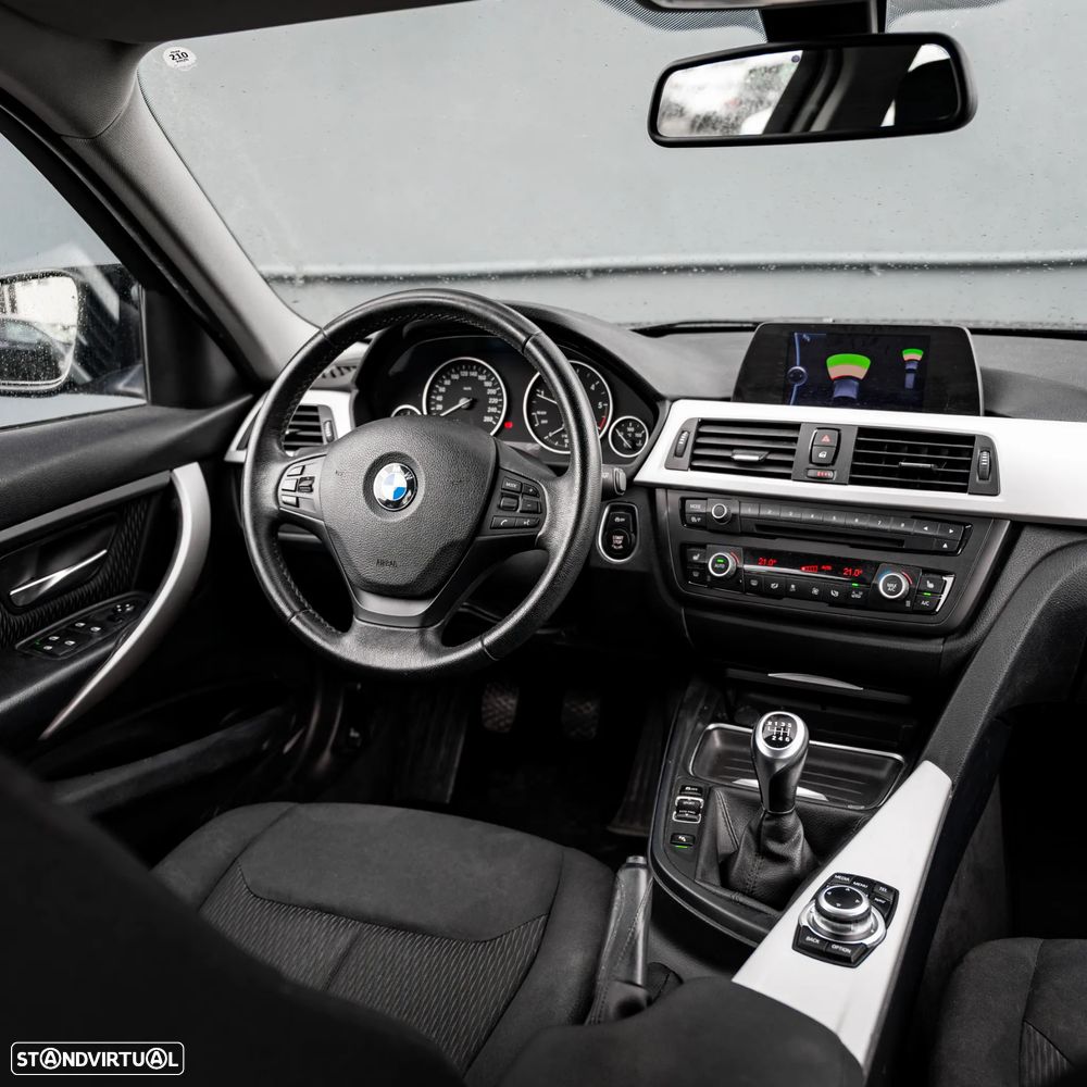 BMW 320 d Blue Performance Sport Line - 6