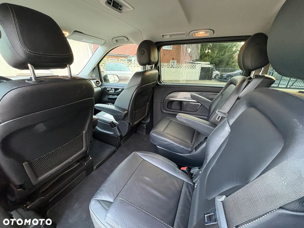 Mercedes-Benz Klasa V 300 d kompakt 9G-TRONIC Avantgarde - 14