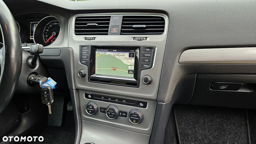 Volkswagen Golf Variant 1.6 TDI BlueMotion Comfortline - 40