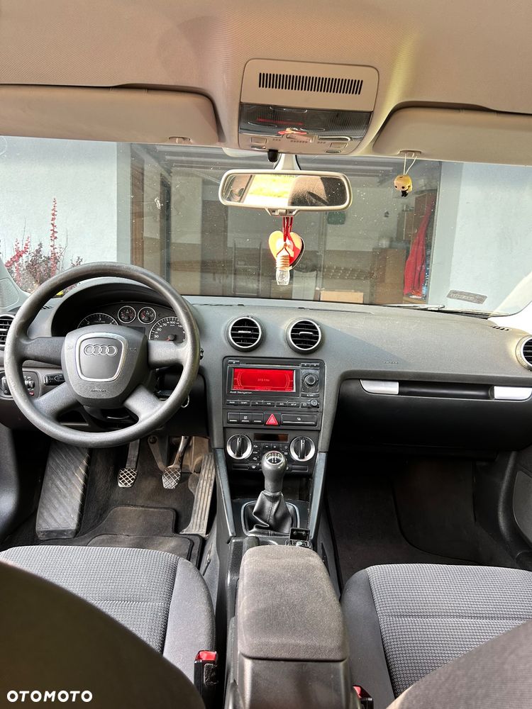 Audi A3 1.9 TDI Attraction - 11