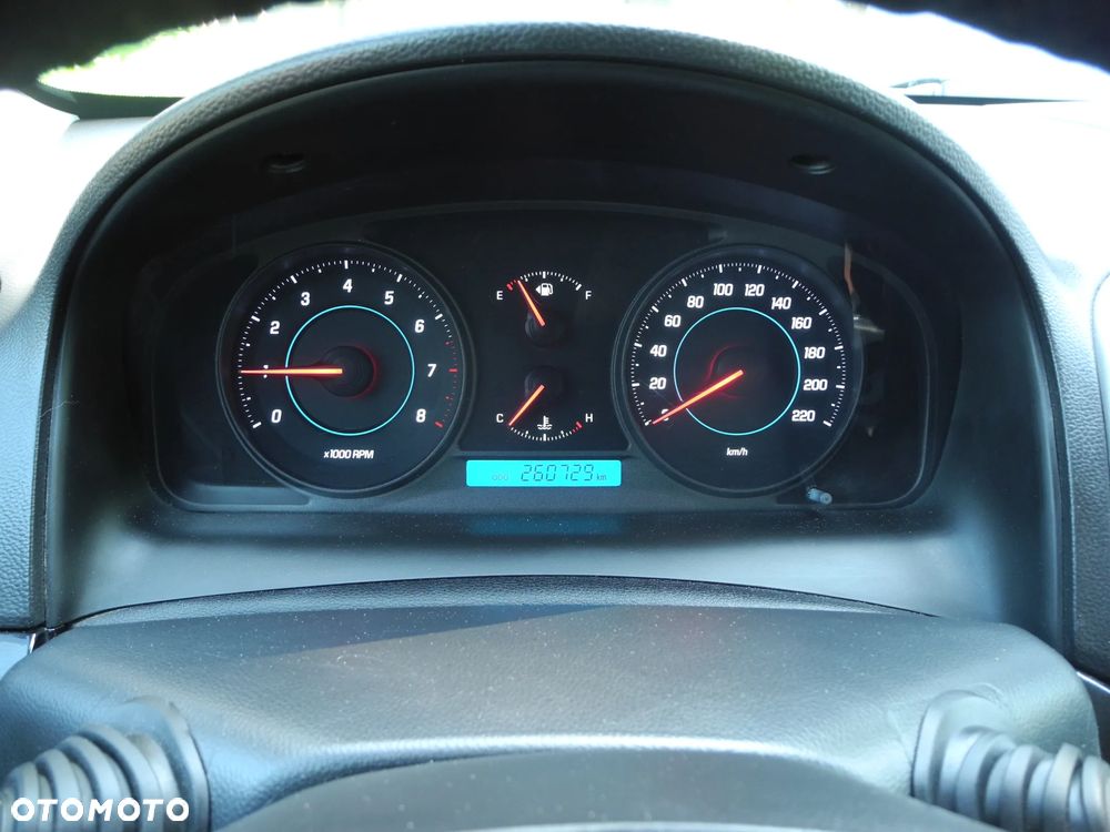 Chevrolet Captiva - 9