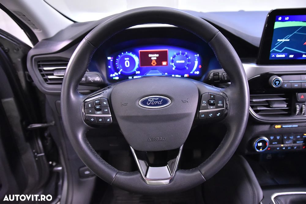 Ford Kuga - 16