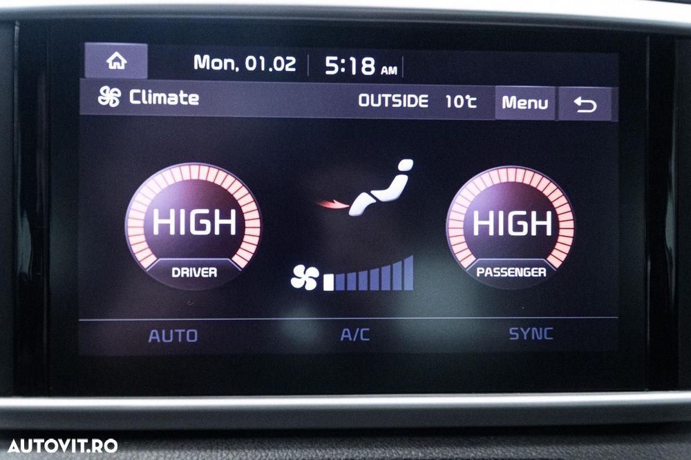 Kia Sportage 1.6 CRDI AWD Eco-Dynamics+ (48V M-H) DCT PLATINUM - 24