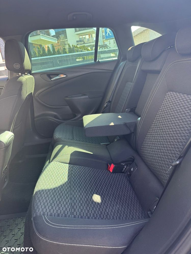 Opel Astra 1.6 D Start/Stop Automatik Business - 9