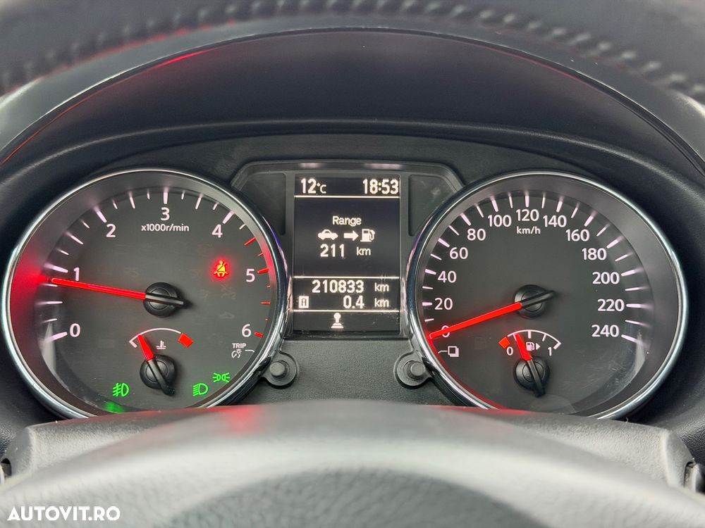 Nissan Qashqai 1.5 dCi DPF I-Way - 25