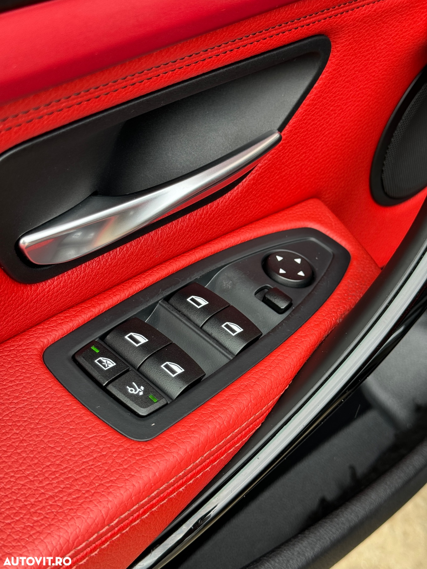BMW Seria 3 318d Sport Line Shadow - 11