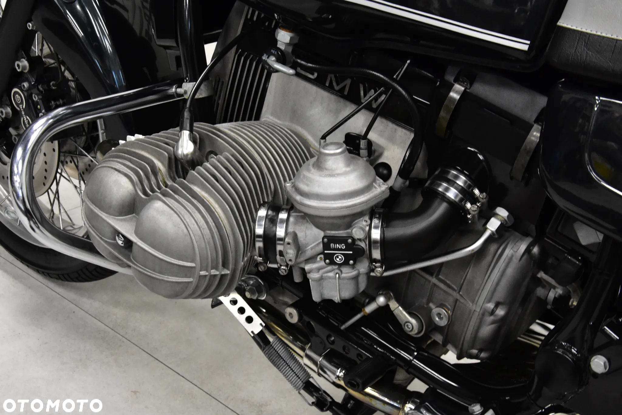 BMW R - 38