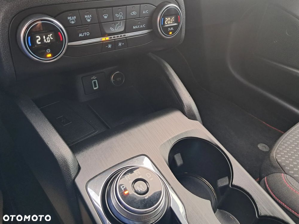 Ford Focus 1.5 EcoBlue STart-Stopp-System ST-LINE - 24