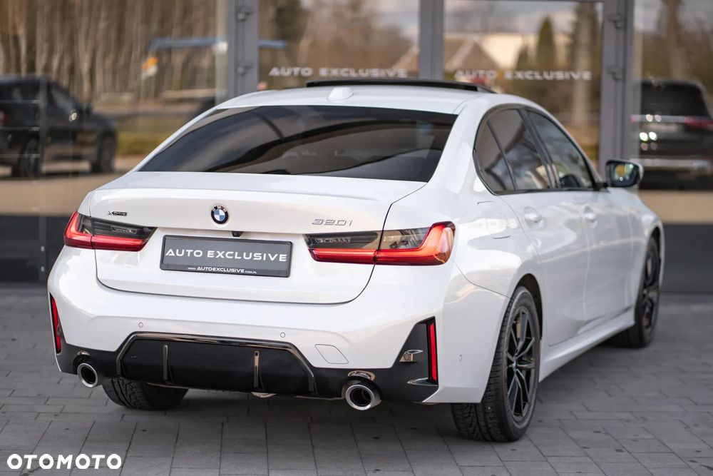 BMW Seria 3 320i xDrive Edition M Sport Shadow - 26