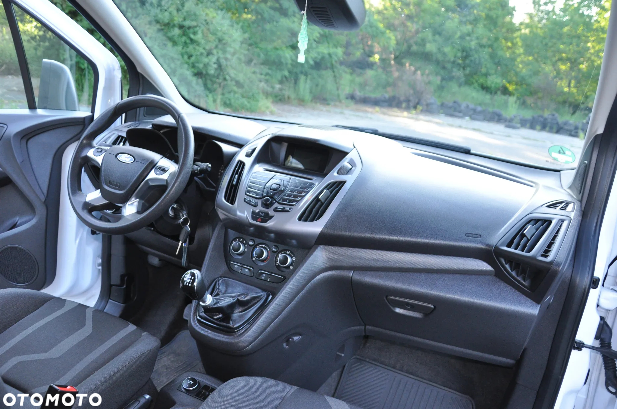 Ford Tourneo Connect - 30