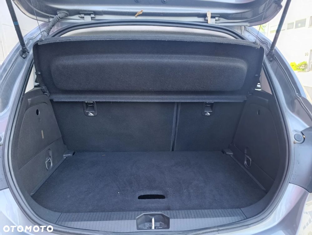 Opel Corsa 1.2 16V Essentia - 16