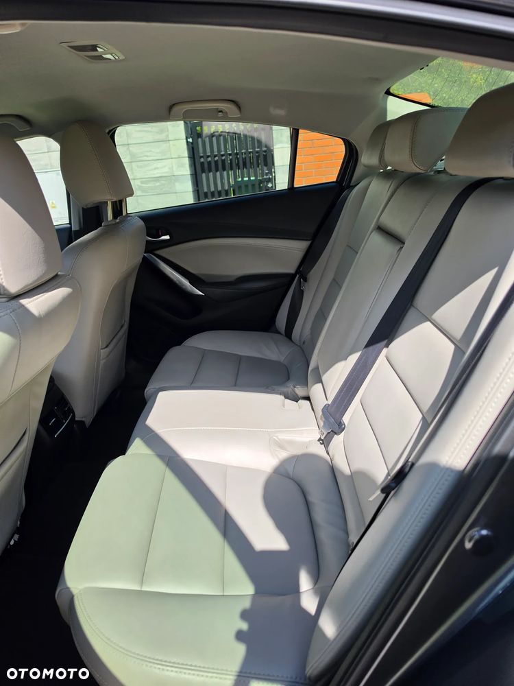 Mazda 6 - 9