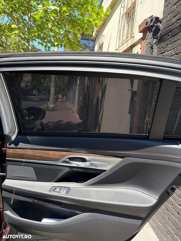 BMW Seria 7 745Le xDrive AT PHEV - 15