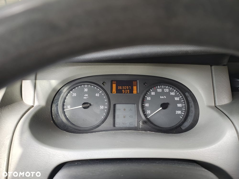 Opel Vivaro - 3
