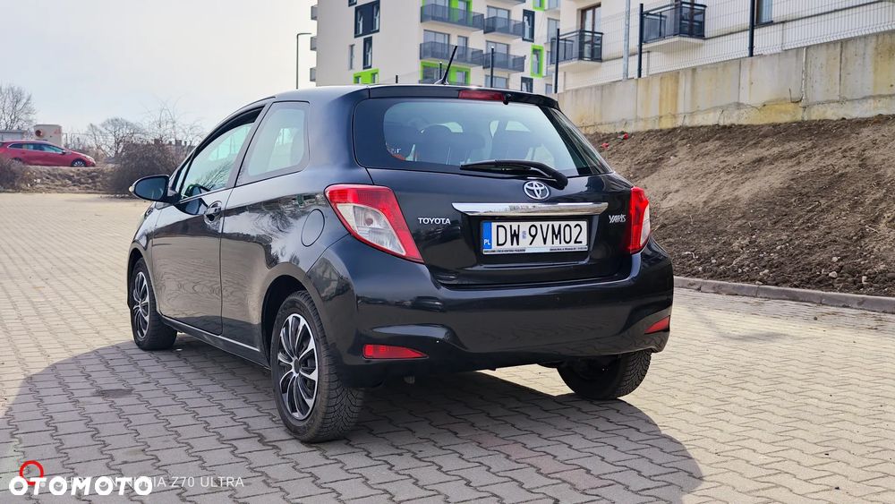 Toyota Yaris 1.4 D-4D Executive - 5