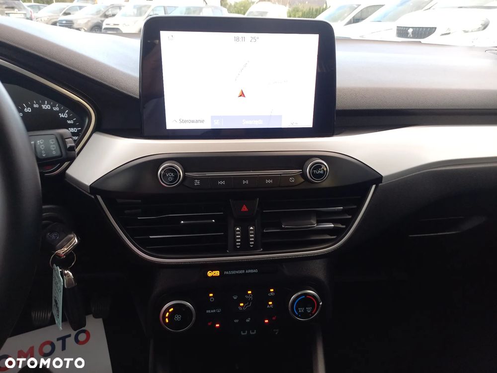 Ford Focus 1.5 EcoBlue STart-Stopp-System TITANIUM - 24