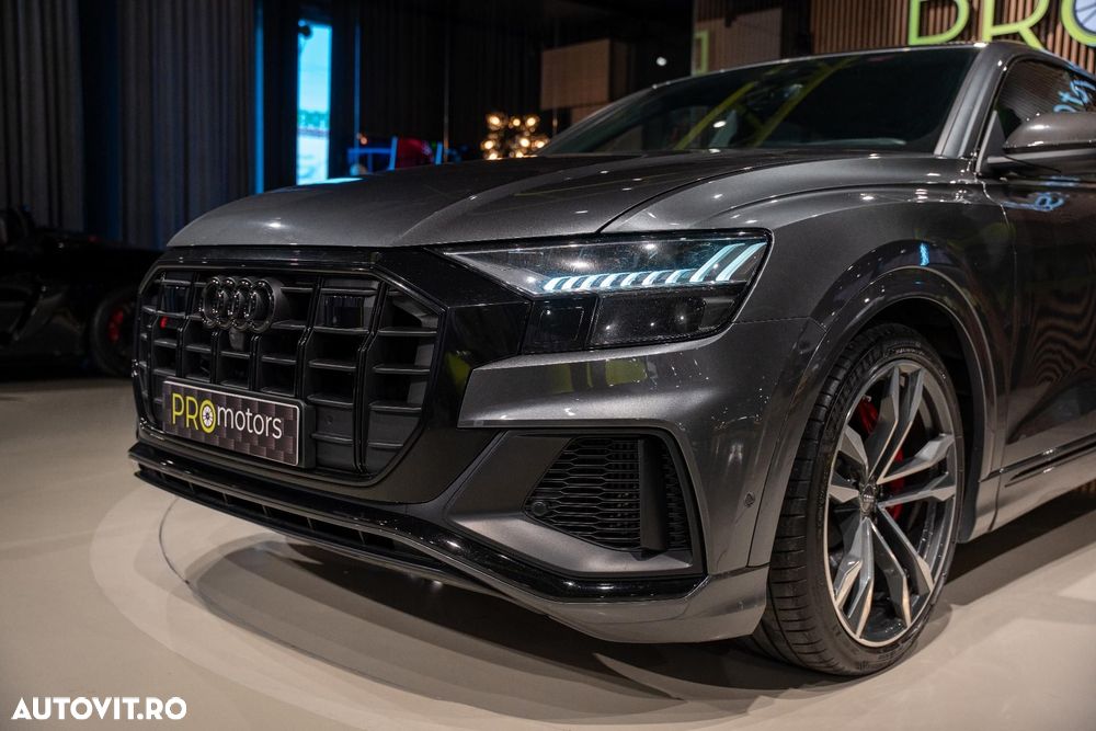 Audi SQ8 - 12